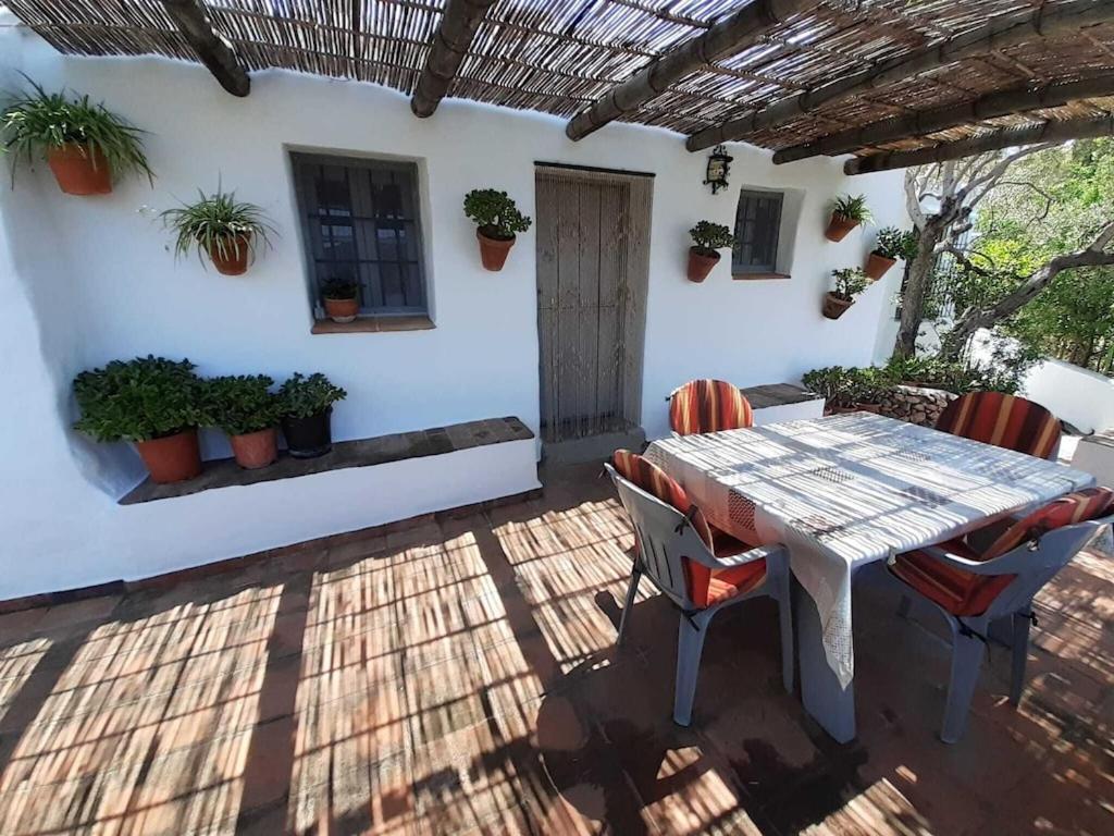 Cortijo Tipico Andaluz En La Sierra Cerca De Frigiliana De Nerja Y De Las Playas Eksteriør billede