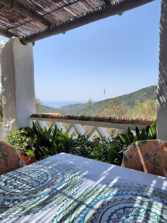 Cortijo Tipico Andaluz En La Sierra Cerca De Frigiliana De Nerja Y De Las Playas Eksteriør billede