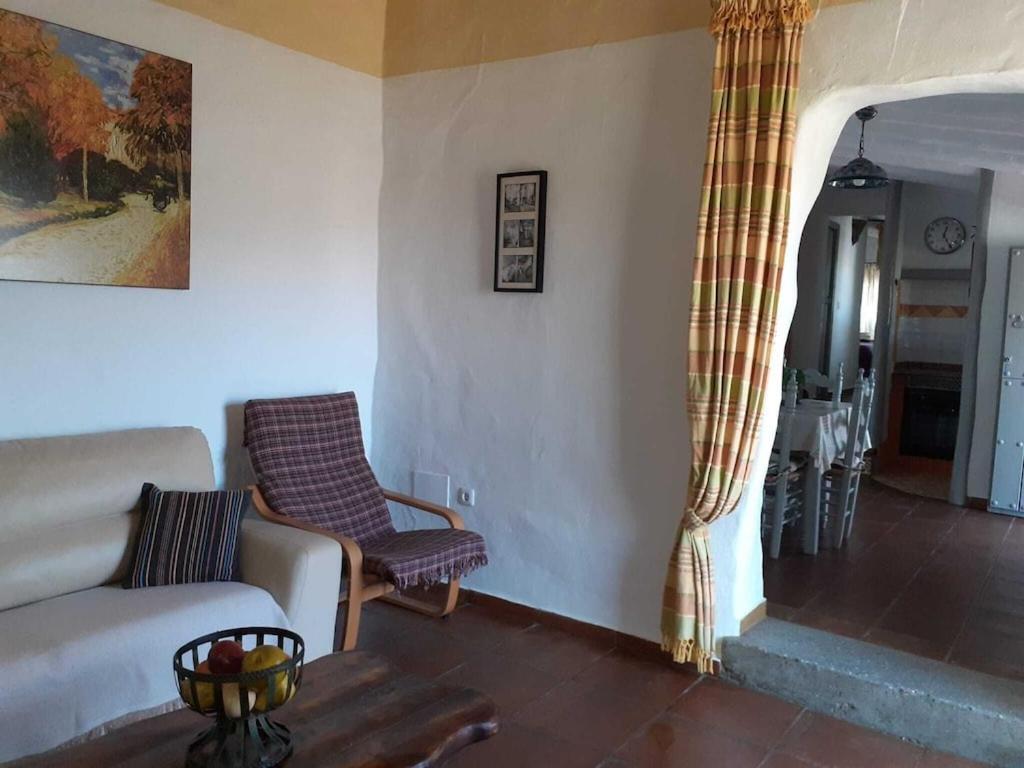 Cortijo Tipico Andaluz En La Sierra Cerca De Frigiliana De Nerja Y De Las Playas Eksteriør billede