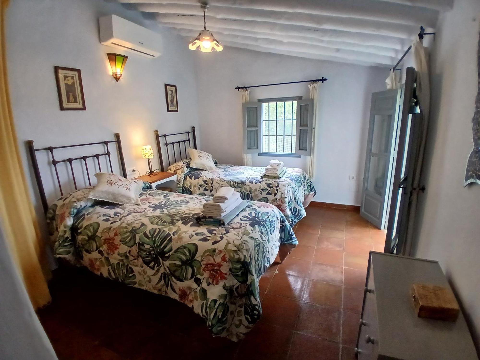 Cortijo Tipico Andaluz En La Sierra Cerca De Frigiliana De Nerja Y De Las Playas Værelse billede
